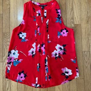EUC! 41 Hawthorne floral print tank